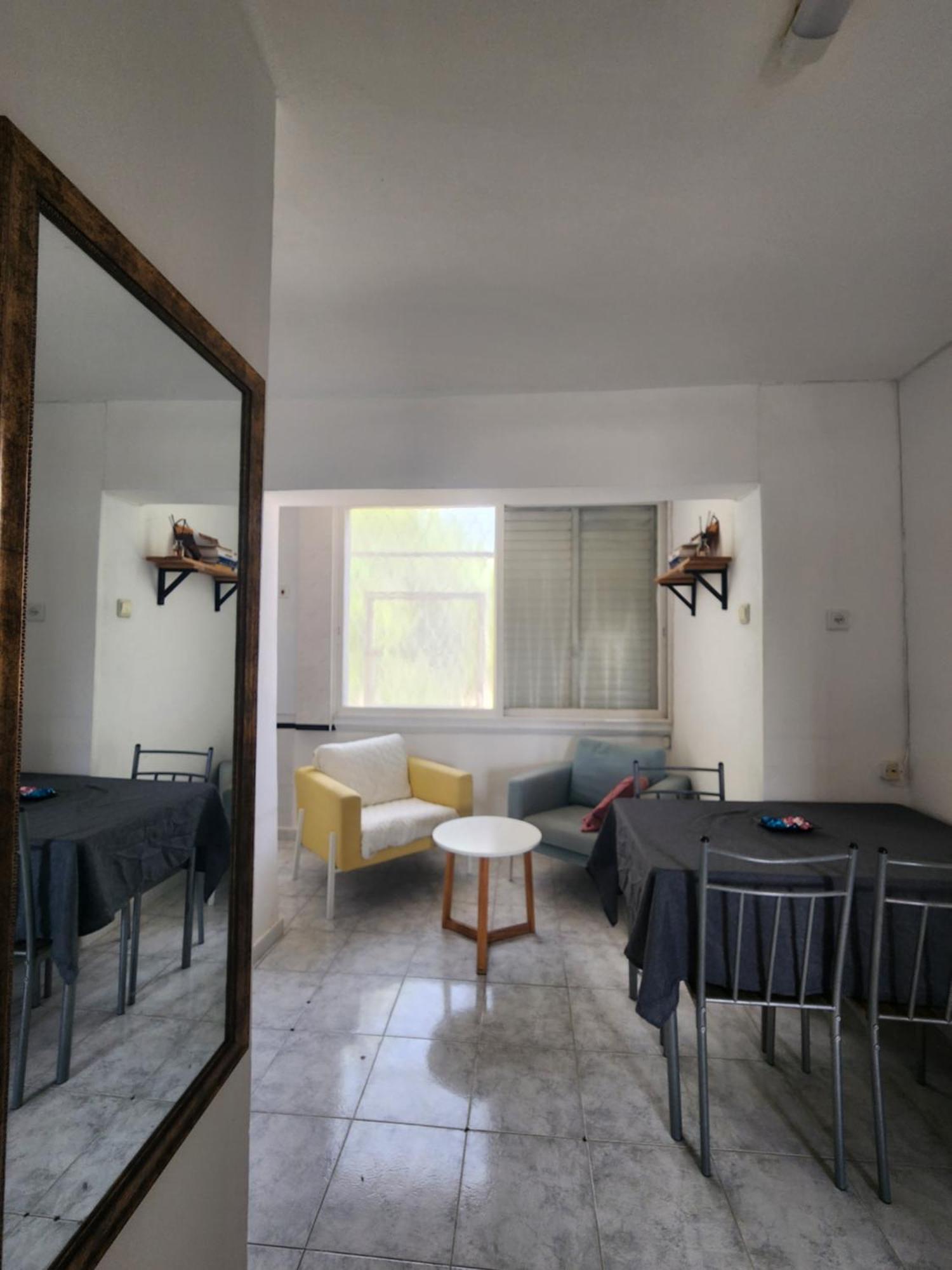 Cute Little Apartment Beersheba Buitenkant foto